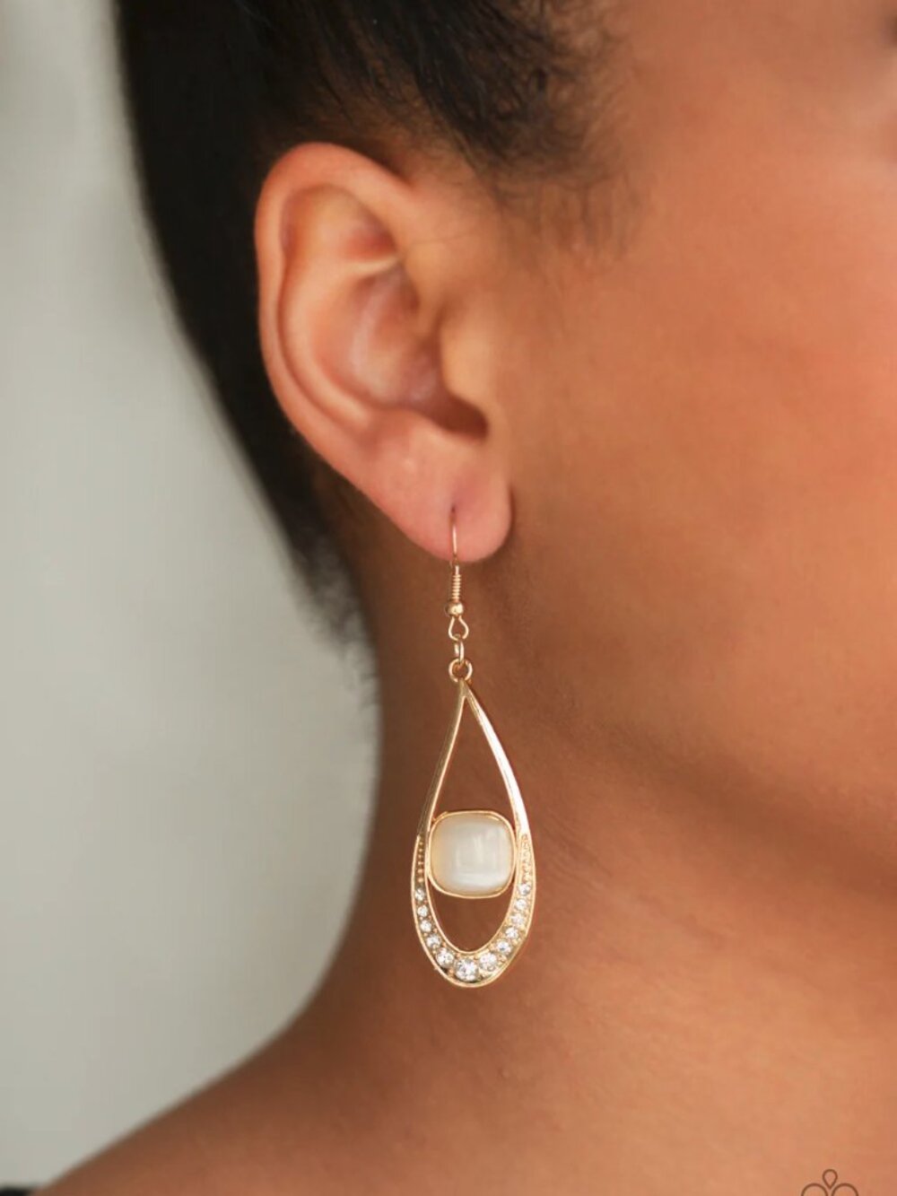 Paparazzi Jewelry - The Greatest GLOW On Earth - Gold Earrings - Vintage